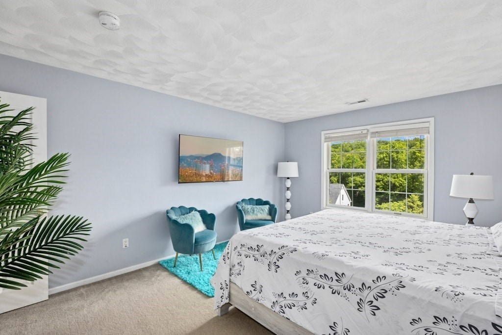 4 bed, 3 bath apartment for rent at 2 Arrowhead Ln, Westborough — photo 21 of 30