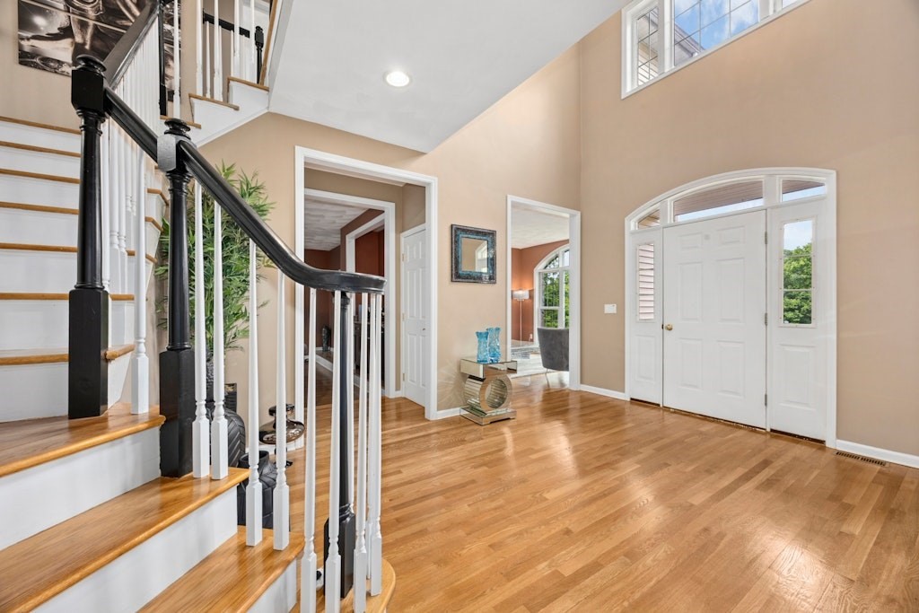 4 bed, 3 bath apartment for rent at 2 Arrowhead Ln, Westborough — photo 2 of 30