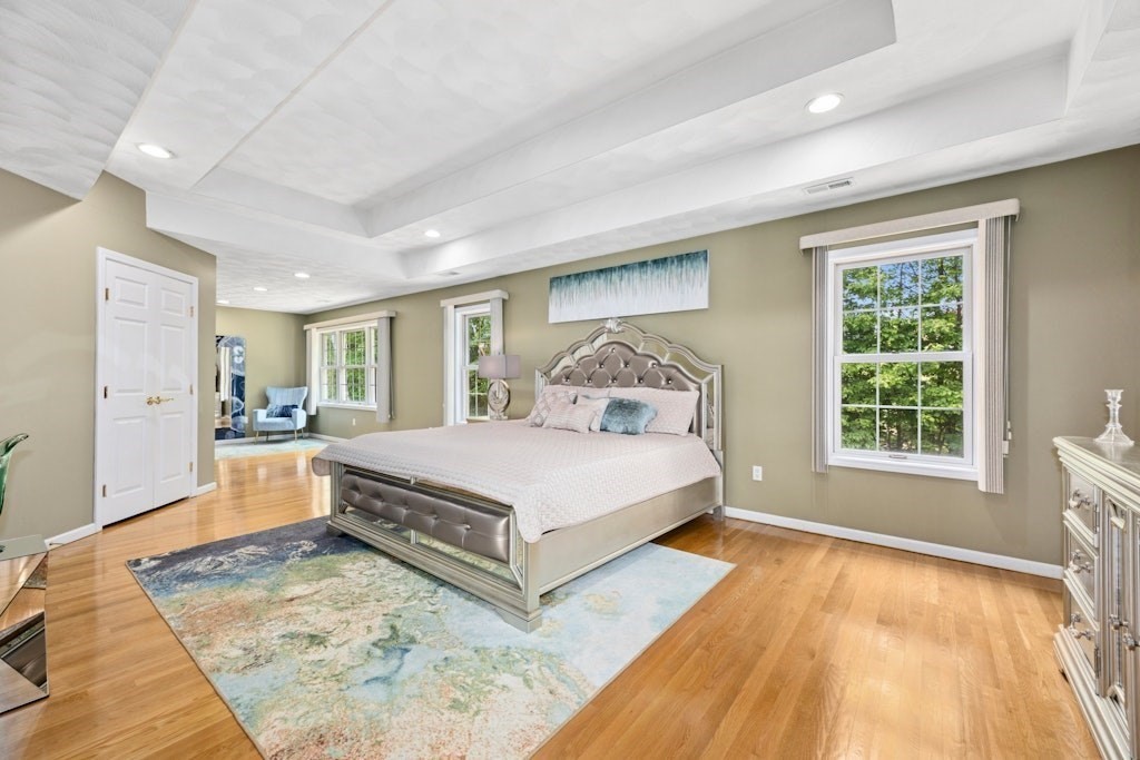 4 bed, 3 bath apartment for rent at 2 Arrowhead Ln, Westborough — photo 16 of 30