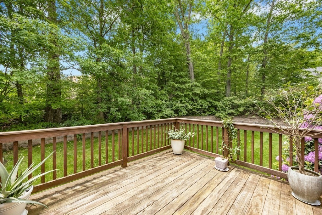 4 bed, 3 bath apartment for rent at 2 Arrowhead Ln, Westborough — photo 26 of 30