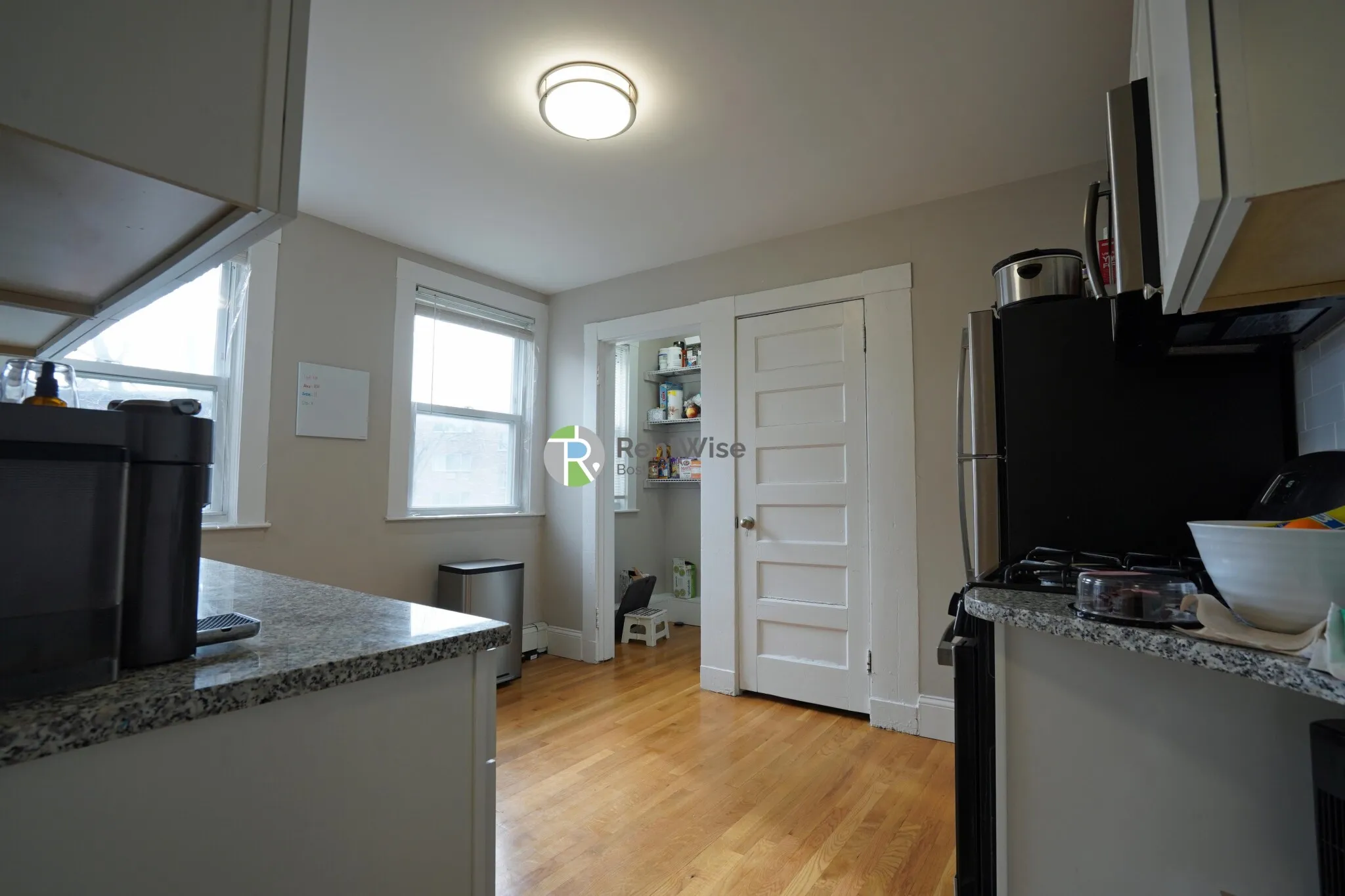 4 bed, 2 bath apartment for rent at 2 Ashford Ct Unit 2, Allston — photo 7 of 24