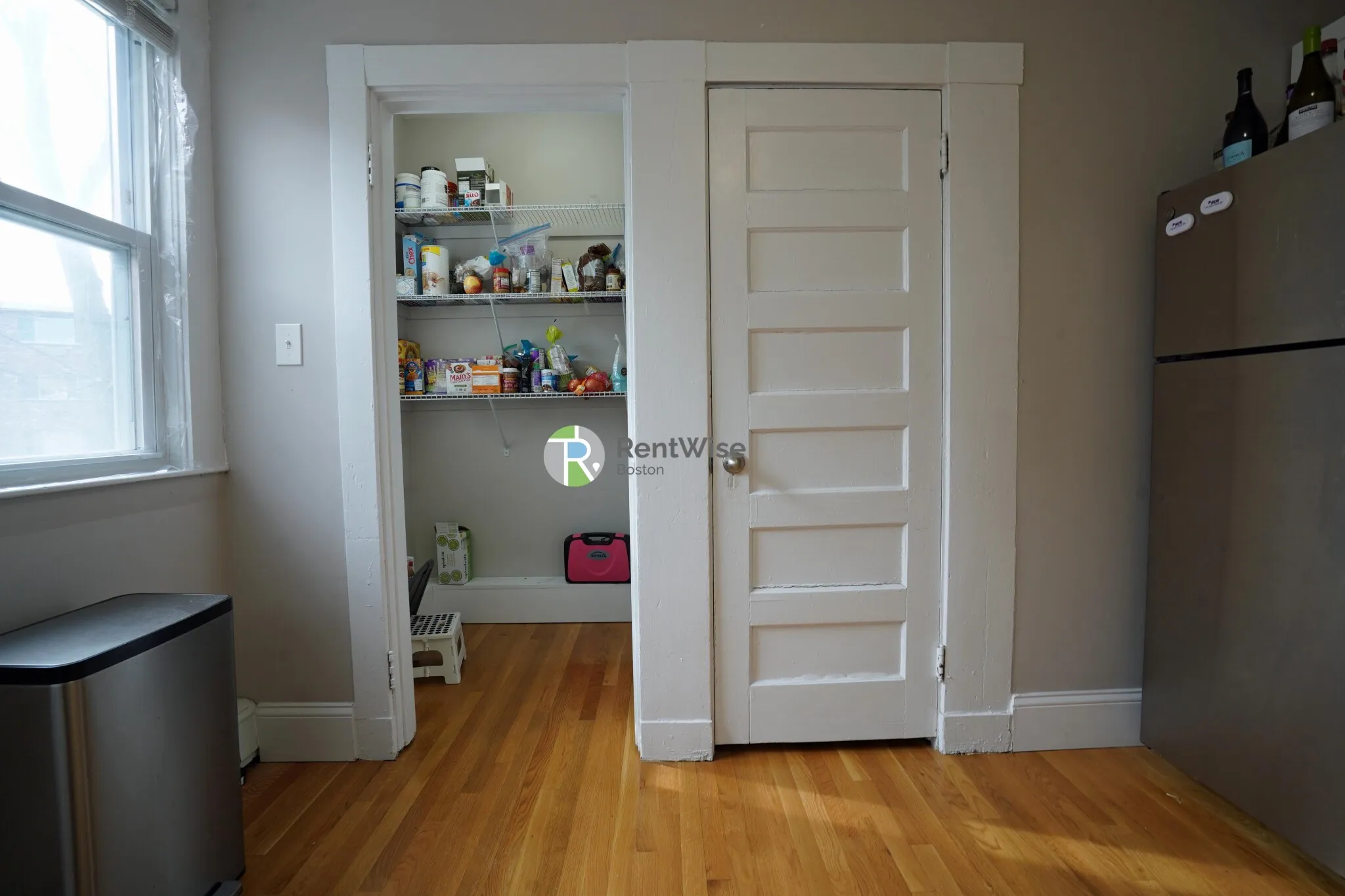4 bed, 2 bath apartment for rent at 2 Ashford Ct Unit 2, Allston — photo 10 of 24