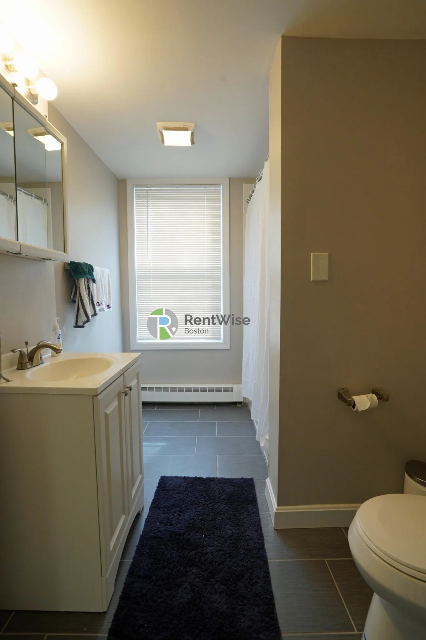 4 bed, 2 bath apartment for rent at 2 Ashford Ct Unit 2, Allston — photo 14 of 24