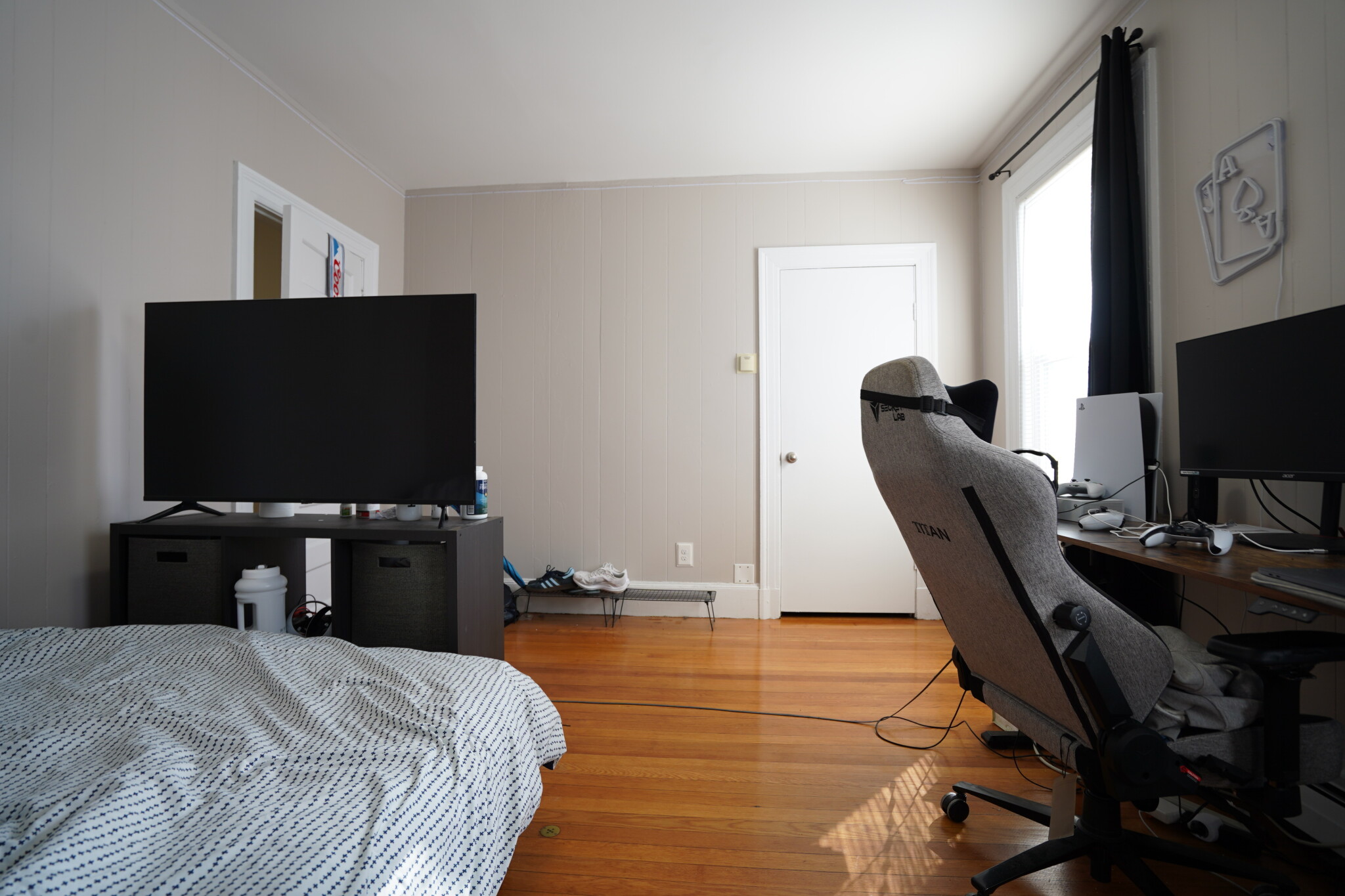 4 bed, 2 bath apartment for rent at 2 Ashford Ct Unit 3, Allston — photo 6 of 21