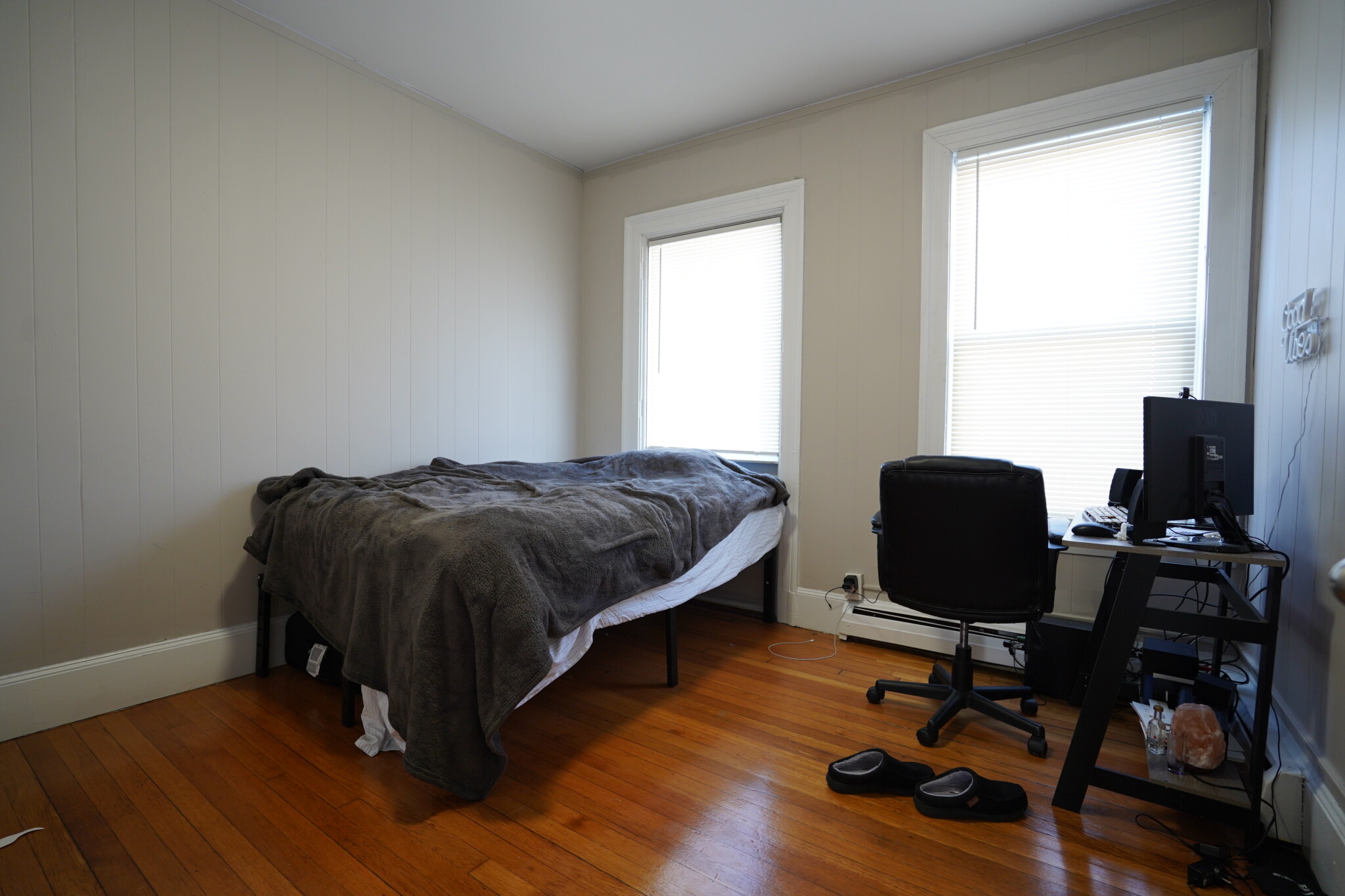 4 bed, 2 bath apartment for rent at 2 Ashford Ct Unit 3, Allston — photo 11 of 21