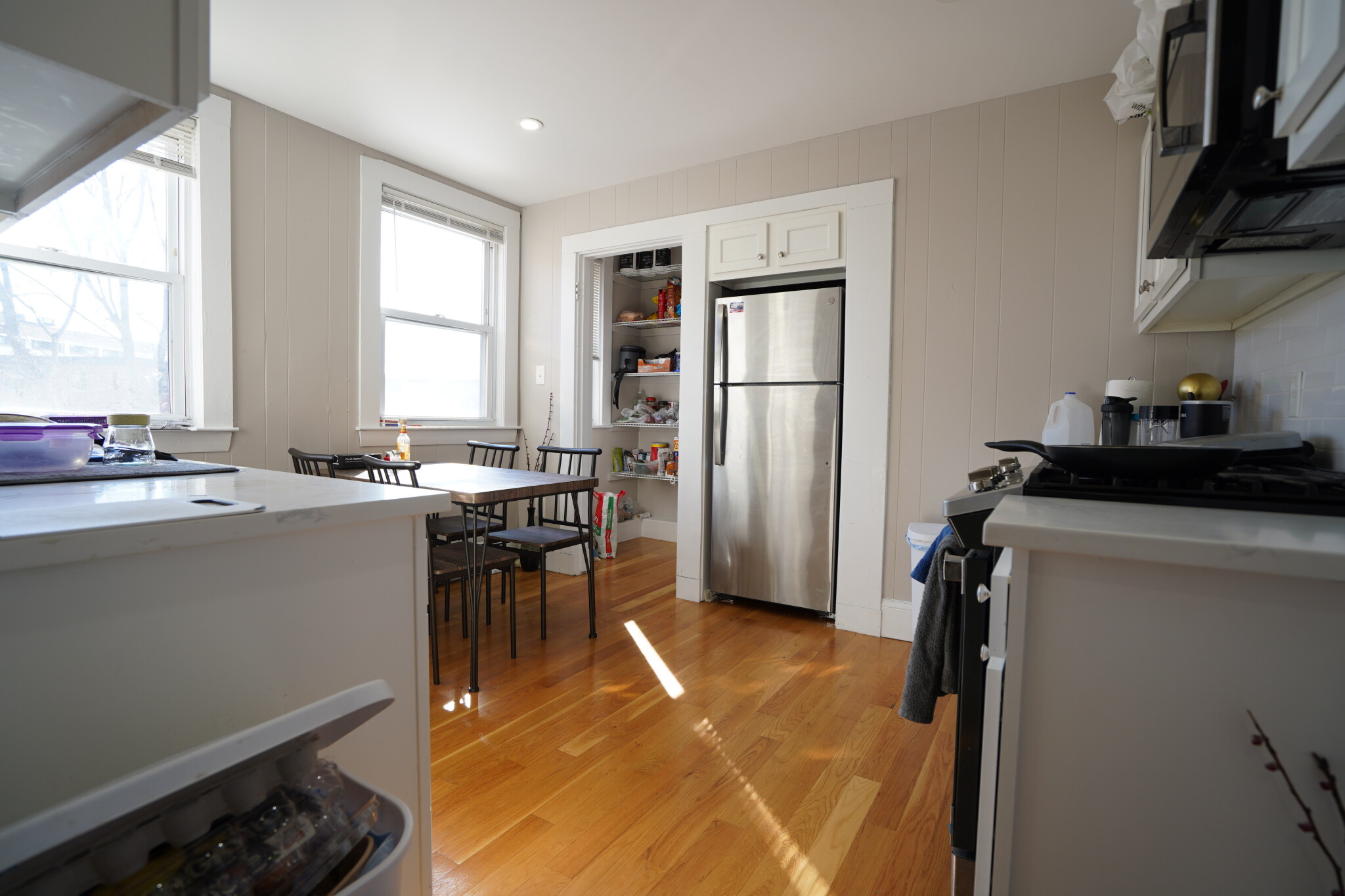 4 bed, 2 bath apartment for rent at 2 Ashford Ct Unit 3, Allston — photo 7 of 21