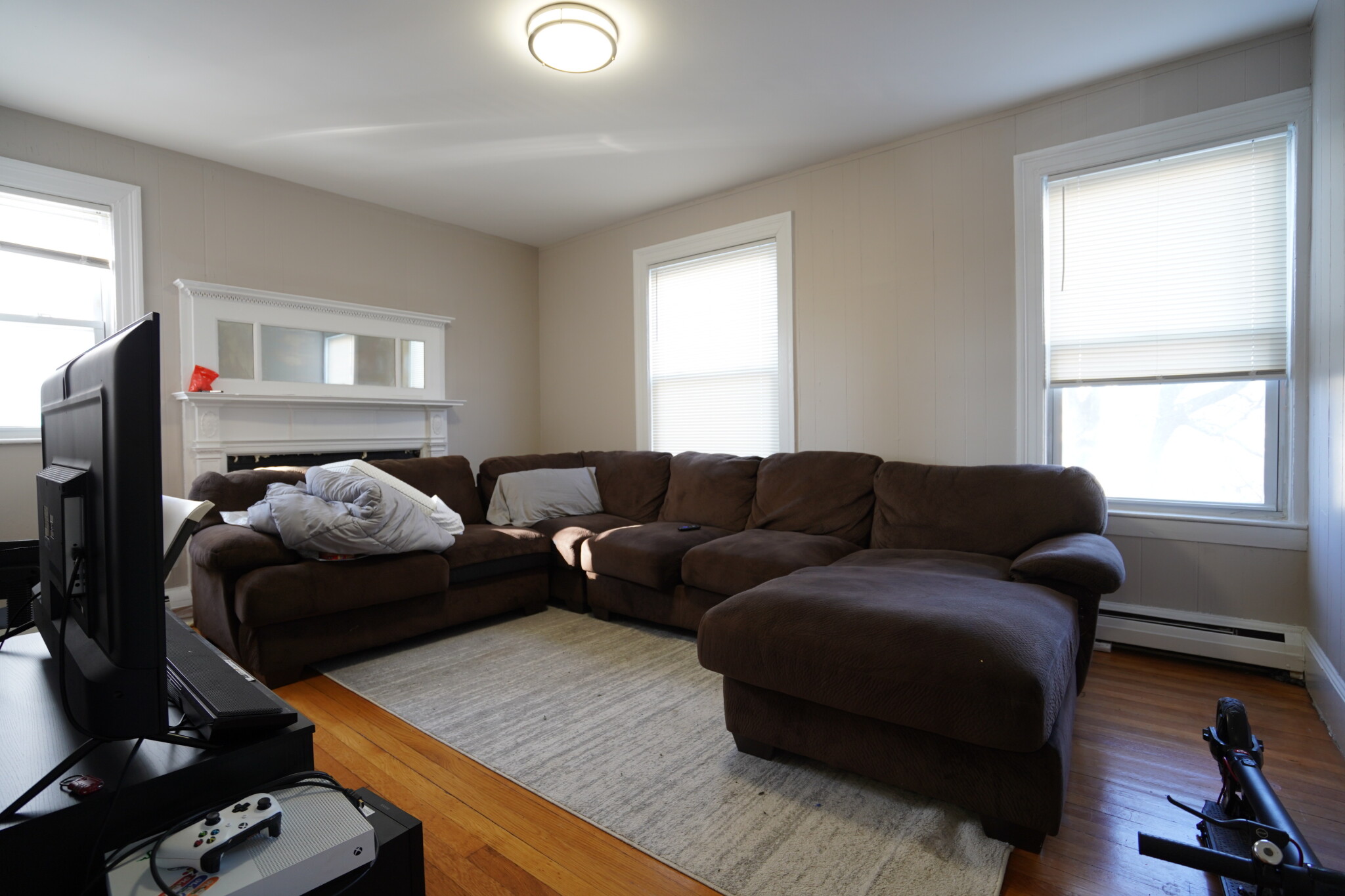4 bed, 2 bath apartment for rent at 2 Ashford Ct Unit 3, Allston