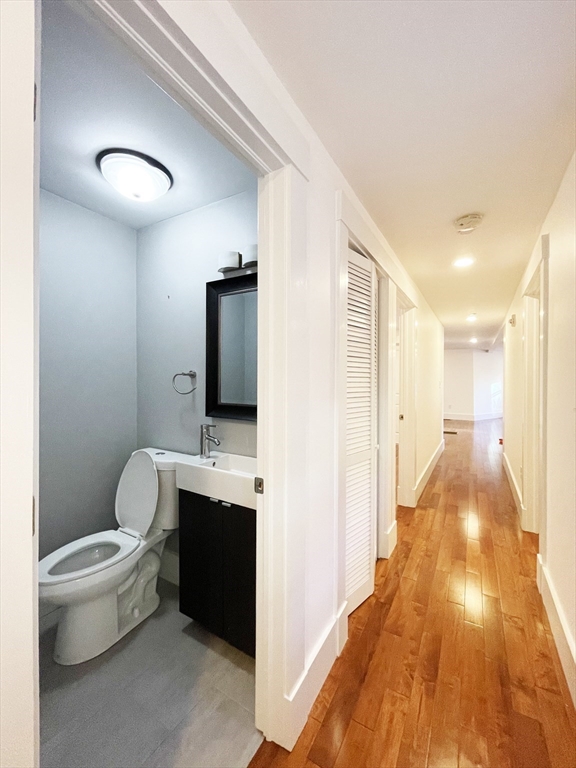 2 bed, 1 bath apartment for rent at 2 Auburn Ave Unit 2, East Somerville — photo 9 of 12