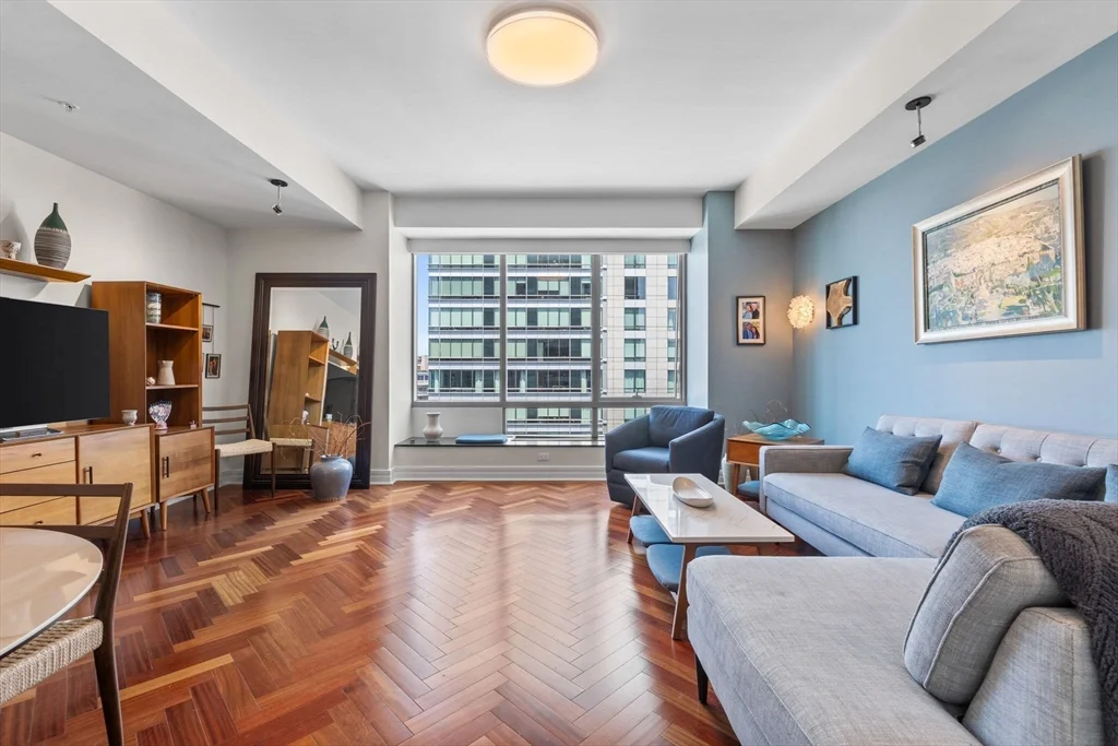 1 bed, 1 bath apartment for rent at 2 Avery St Unit 27F, Midtown — photo 2 of 18