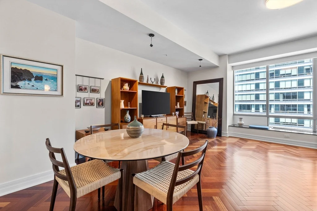 1 bed, 1 bath apartment for rent at 2 Avery St Unit 27F, Midtown — photo 3 of 18