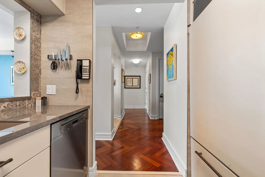 1 bed, 1 bath apartment for rent at 2 Avery St Unit 27F, Midtown — photo 11 of 18