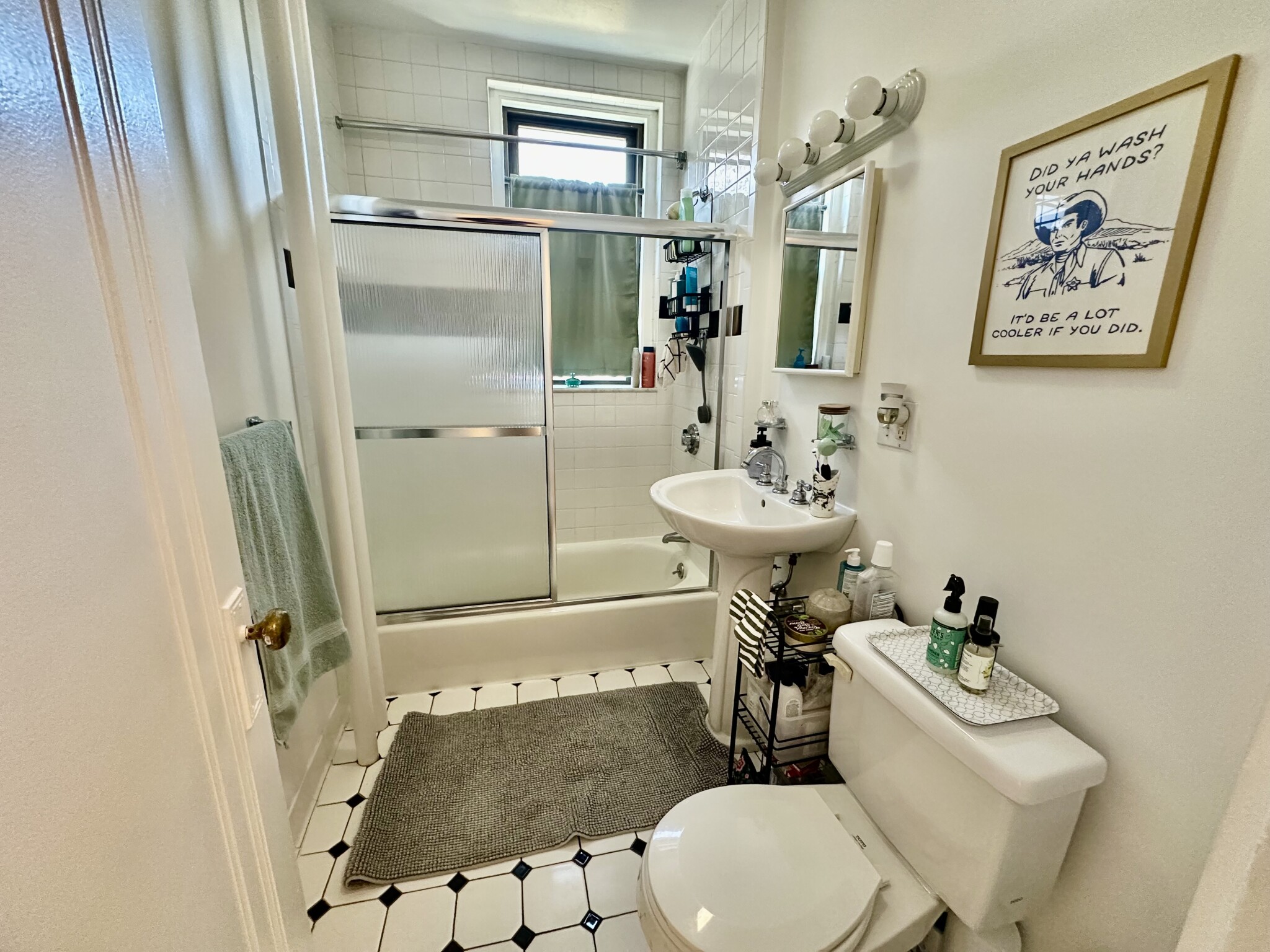 1 bed, 1 bath apartment for rent at 2 Ayr Rd Unit 21, Brighton — photo 4 of 11