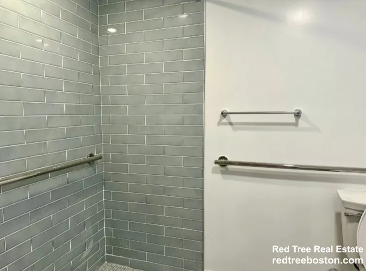 1 bed, 1 bath apartment for rent at 2 Ayr Rd Unit a, Brighton — photo 9 of 13