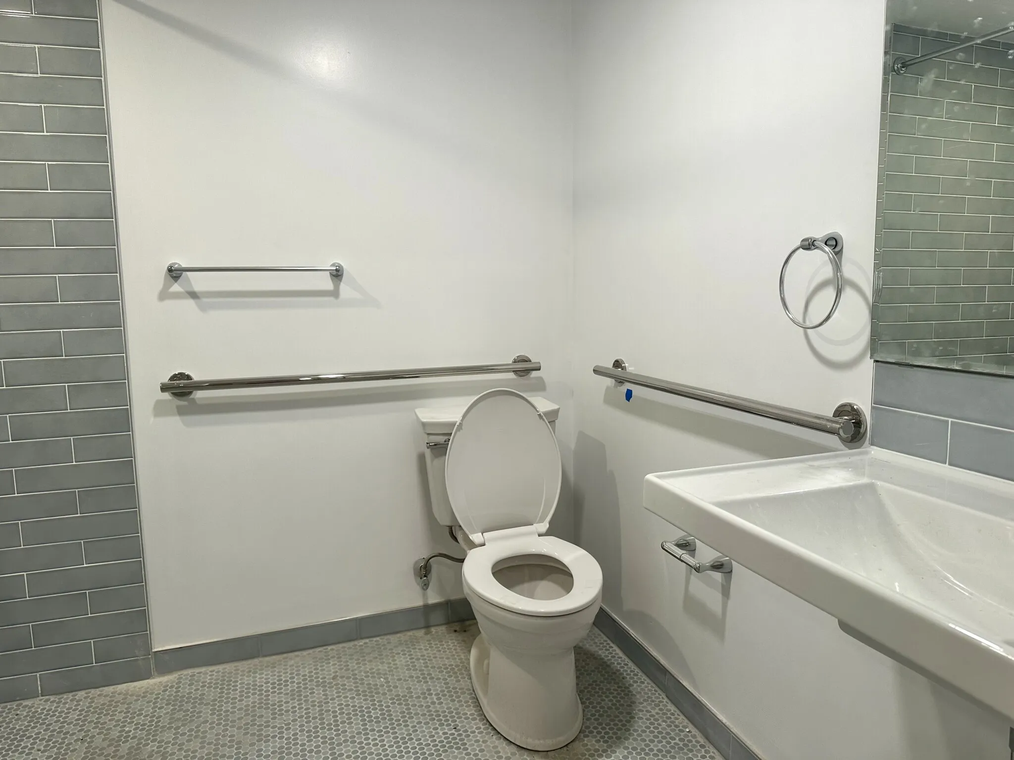 1 bed, 1 bath apartment for rent at 2 Ayr Rd Unit A, Brighton — photo 11 of 14