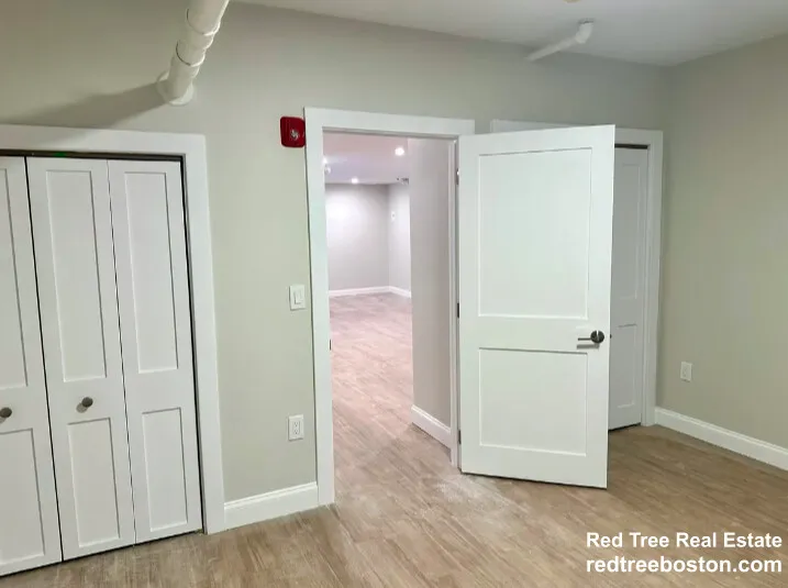 1 bed, 1 bath apartment for rent at 2 Ayr Rd Unit a, Brighton — photo 8 of 13