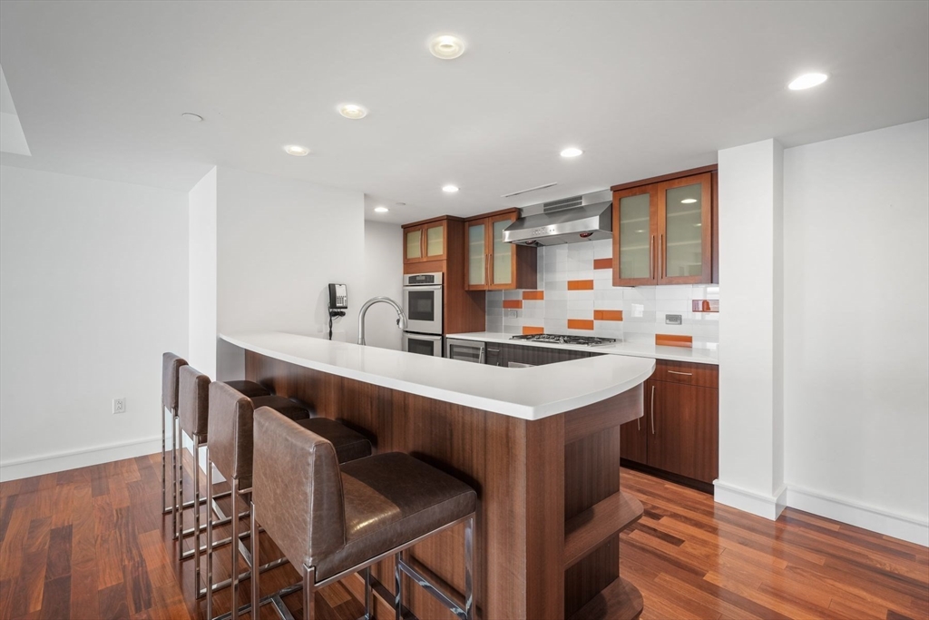 2 bed, 2 bath apartment for rent at 2 Battery Wharf Unit 2504, North End — photo 7 of 13