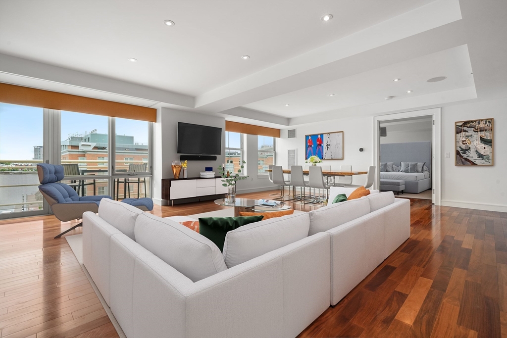 2 bed, 2 bath apartment for rent at 2 Battery Wharf Unit 2504, North End