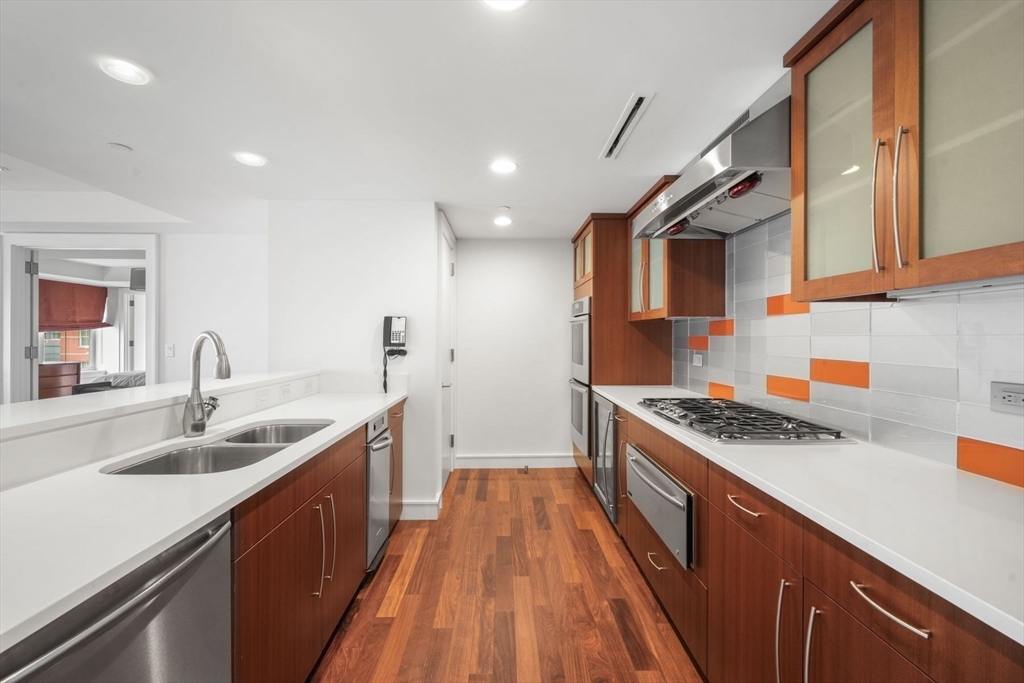 2 bed, 2 bath apartment for rent at 2 Battery Wharf Unit 2504, North End — photo 8 of 13