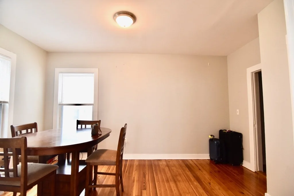 3 bed, 1 bath apartment for rent at 2 Bay St Unit 2, Dorchester — photo 6 of 20