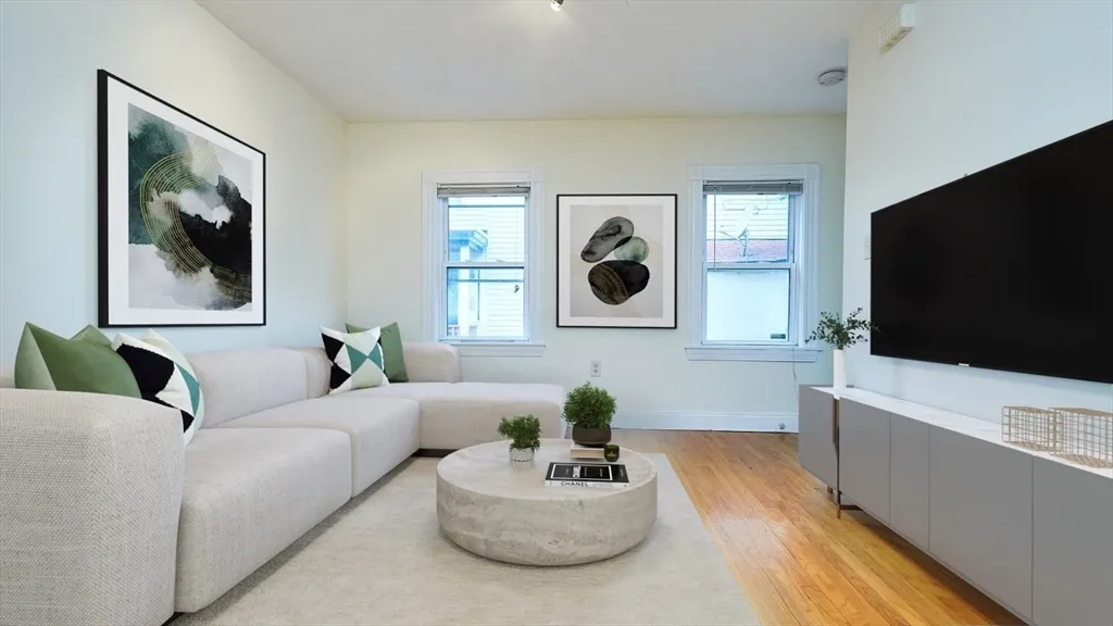 1 bed, 1 bath apartment for rent at 2 Bay State Pl Unit 1, South Boston