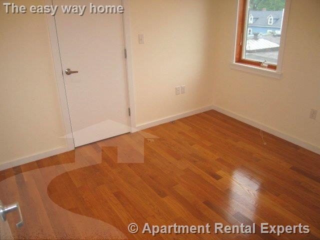 1 bed, 1 bath apartment for rent at 2 Beech St Unit 302, Porter Square — photo 2 of 4