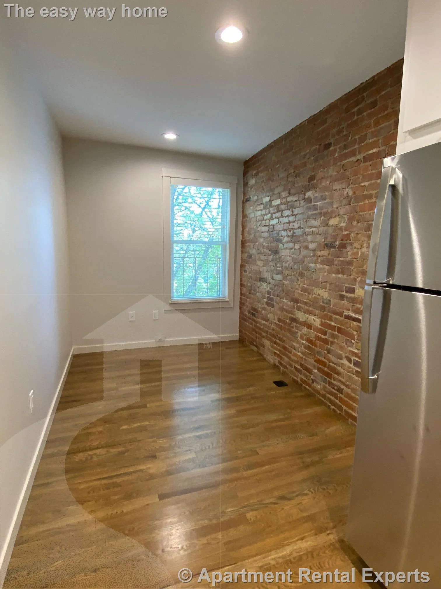1 bed, 1 bath apartment for rent at 2 Belvidere Pl Unit 2, Central Square — photo 3 of 9