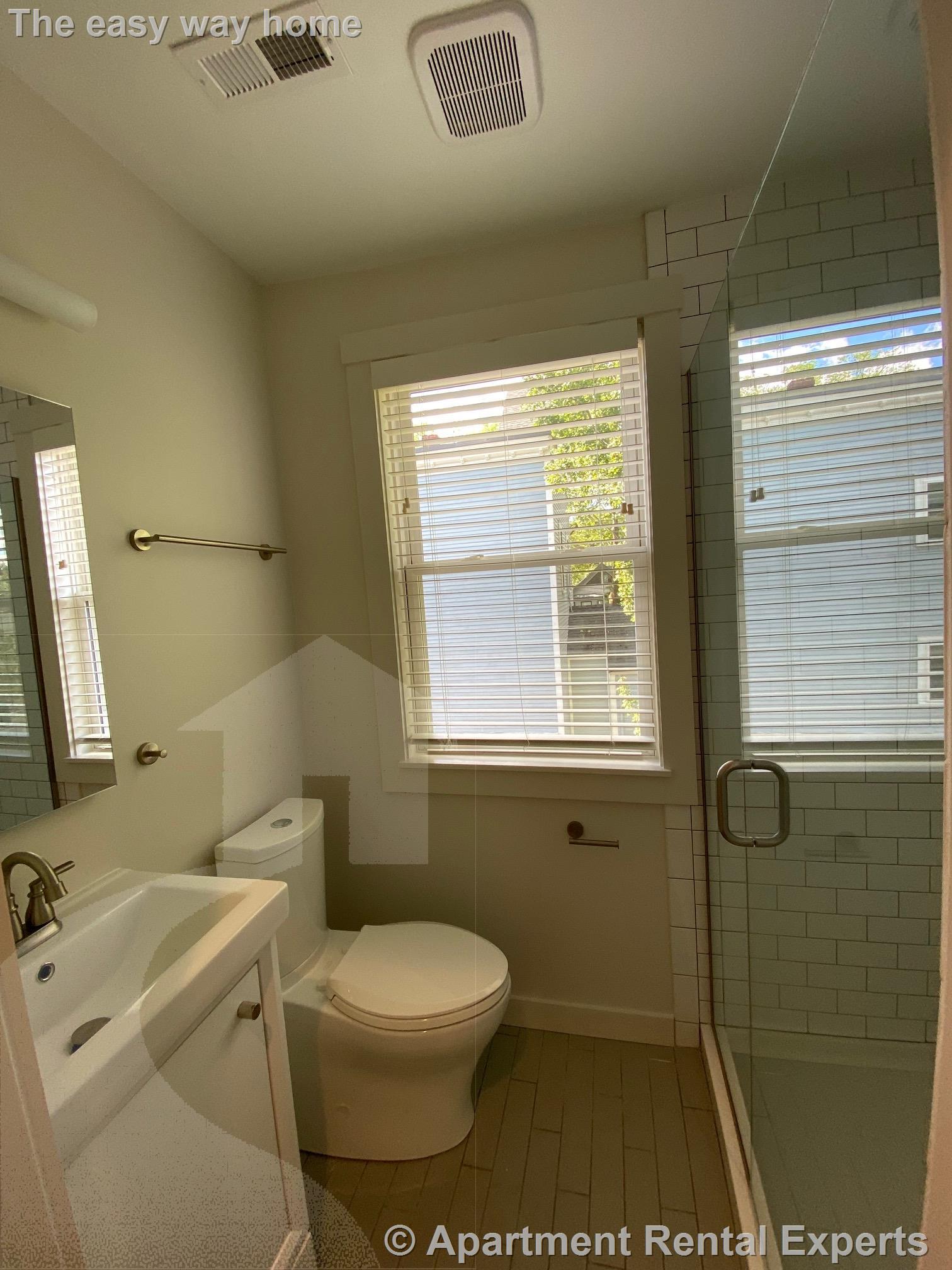1 bed, 1 bath apartment for rent at 2 Belvidere Pl Unit 3, Central Square — photo 8 of 9