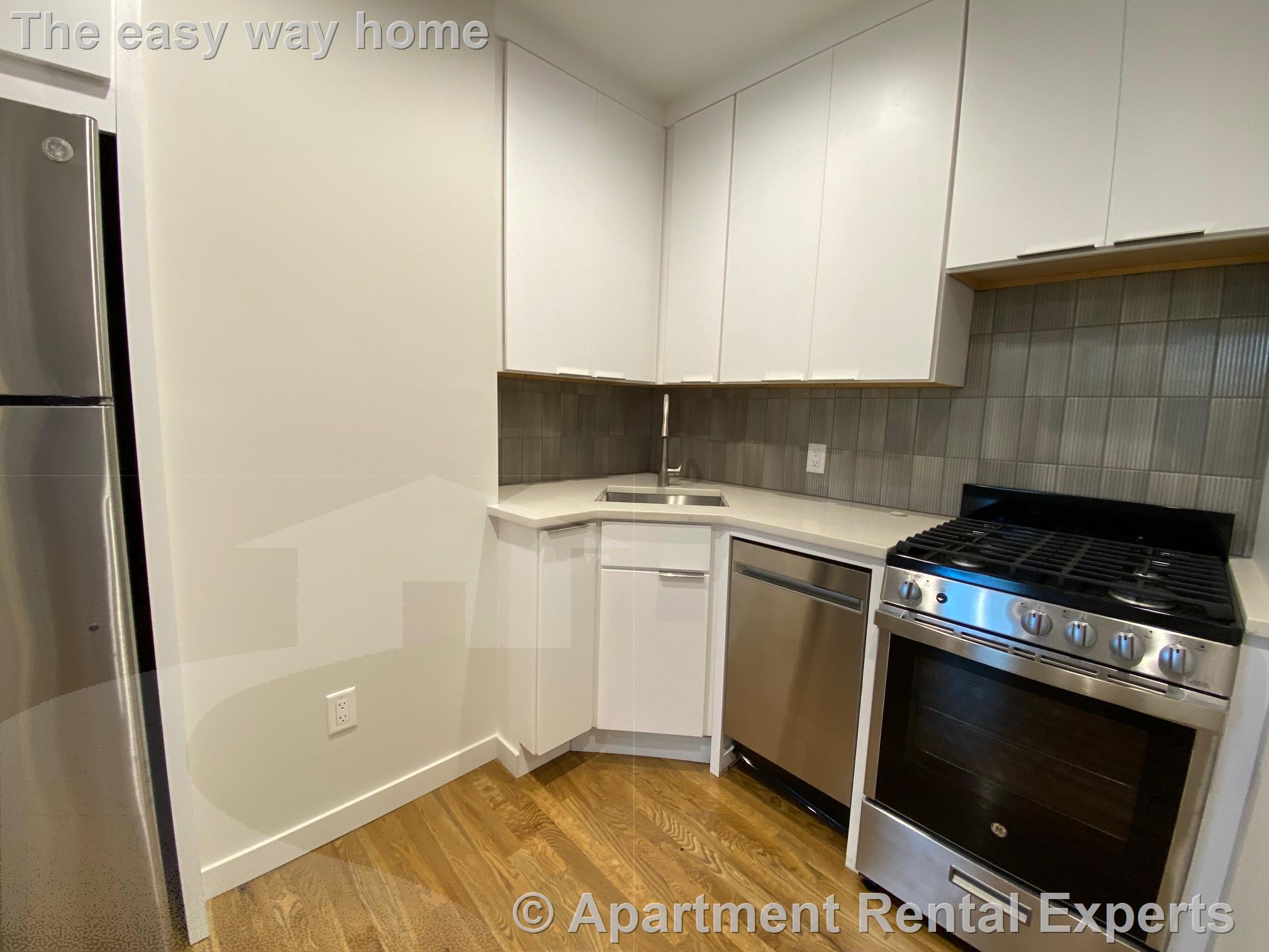 1 bed, 1 bath apartment for rent at 2 Belvidere Pl Unit 3, Central Square — photo 1 of 9