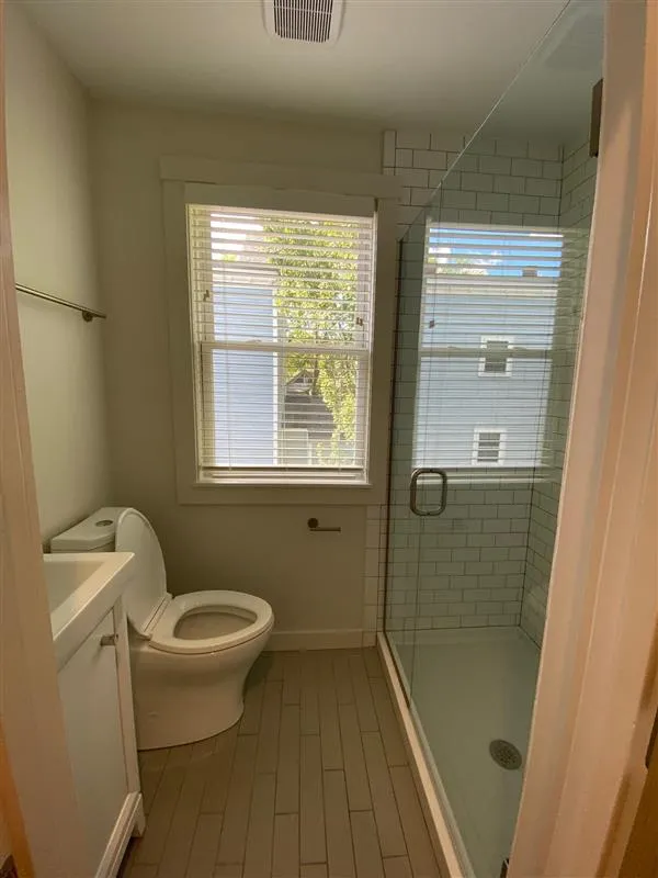 1 bed, 1 bath apartment for rent at 2 Belvidere Pl Unit 2, Riverside — photo 9 of 9