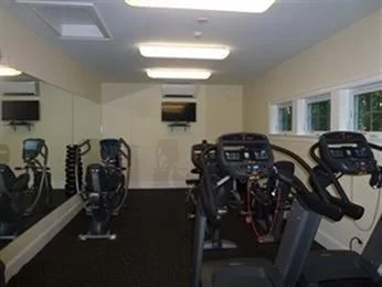 2 bed, 1 bath apartment for rent at 2 Blueberry Drive(55 Plus) Unit 2, Upper Four Corners — photo 18 of 28