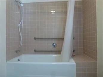 2 bed, 1 bath apartment for rent at 2 Blueberry Drive(55 Plus) Unit 2, Upper Four Corners — photo 9 of 28
