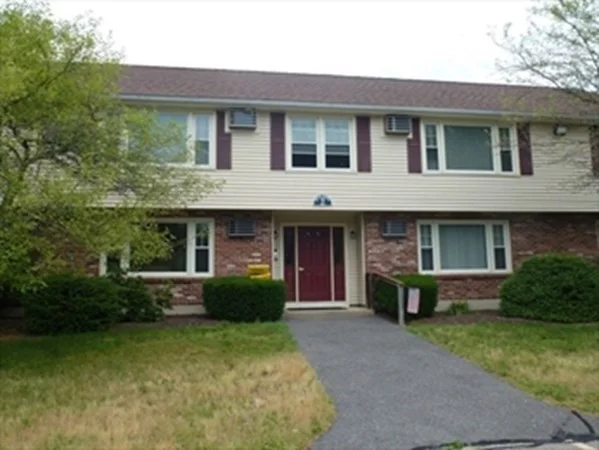 2 bed, 1 bath apartment for rent at 2 Blueberry Drive(55 Plus) Unit 2, Upper Four Corners — photo 6 of 28
