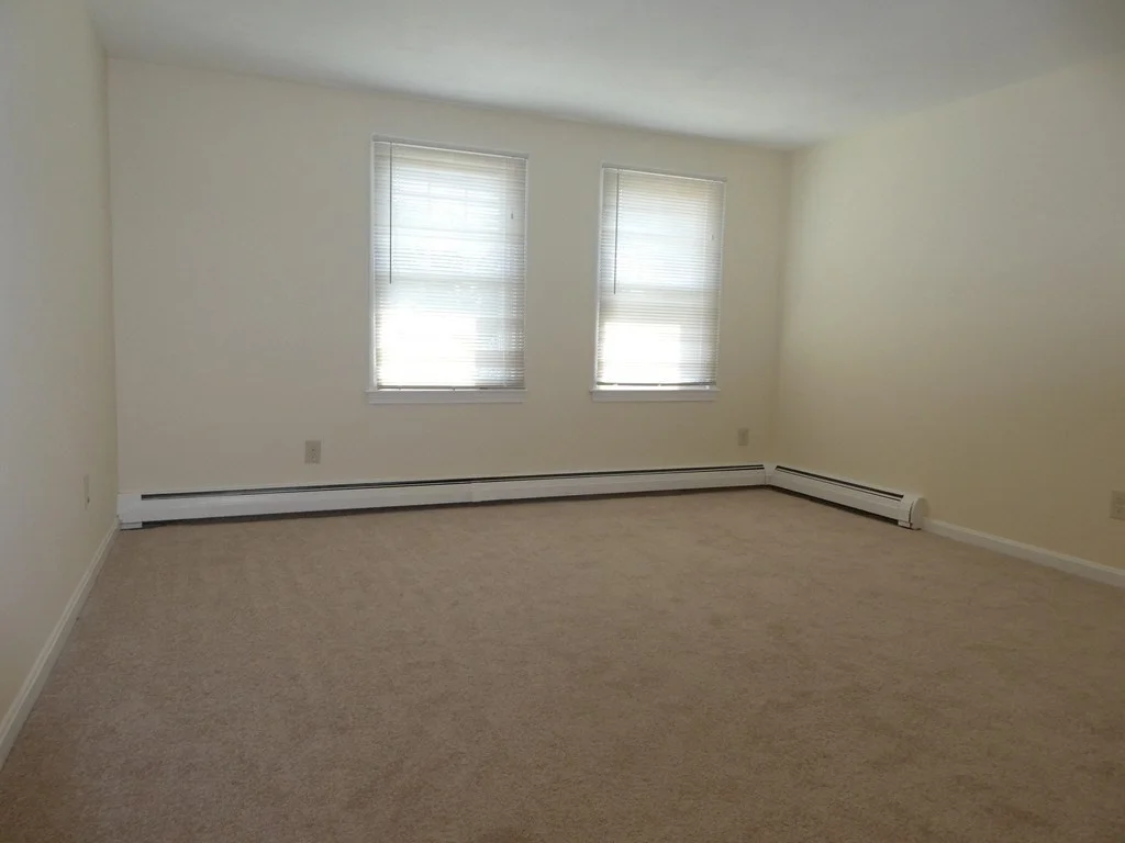 2 bed, 1 bath apartment for rent at 2 Blueberry Drive(55 Plus) Unit 2, Upper Four Corners — photo 11 of 28