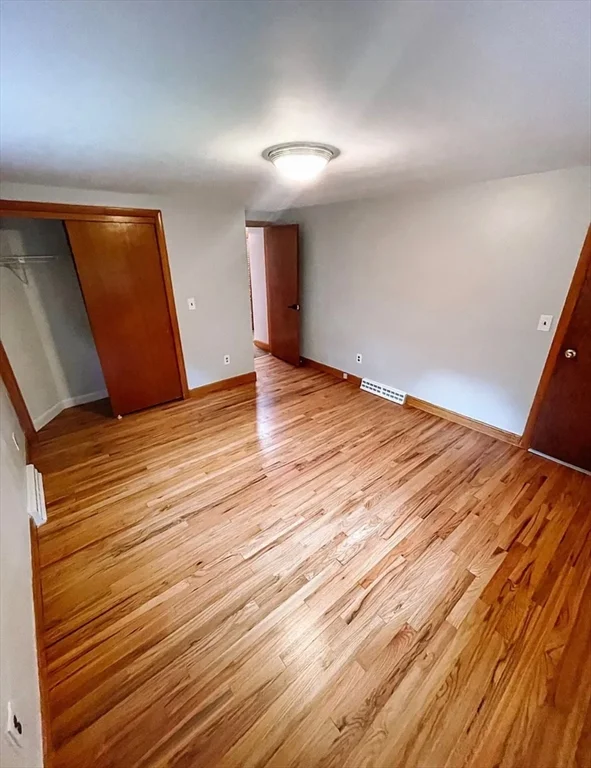 2 bed, 1 bath apartment for rent at 2 Bow St Unit 2, Plainville — photo 11 of 17