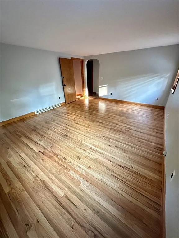 2 bed, 1 bath apartment for rent at 2 Bow St Unit 2, Plainville — photo 10 of 17