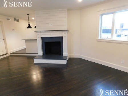 2 bed, 1 bath apartment for rent at 2 Bowdoin St Unit 1, Neighborhood Nine — photo 4 of 10