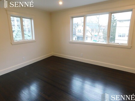 2 bed, 1 bath apartment for rent at 2 Bowdoin St Unit 2, Neighborhood Nine — photo 5 of 10