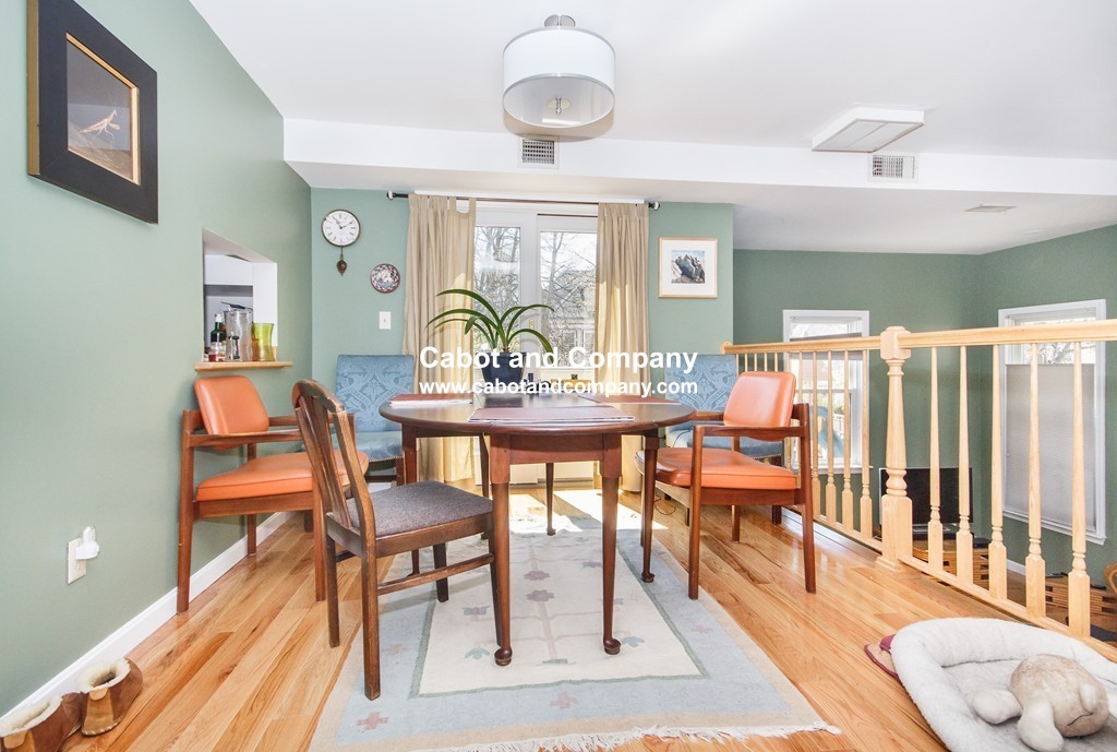 3 bed, 1.5 bath apartment for rent at 2 Brewer St Unit 2A, Jamaica Plain — photo 4 of 11