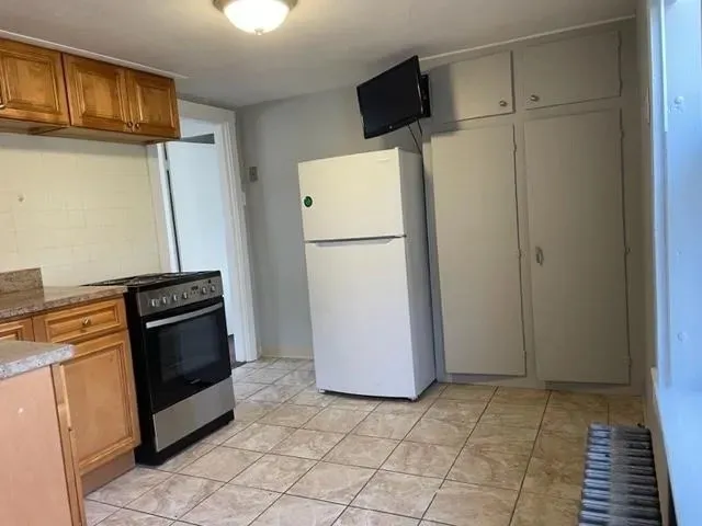 2 bed, 1 bath apartment for rent at 2 Brookside Ave Unit 2D, Worcester — photo 4 of 9