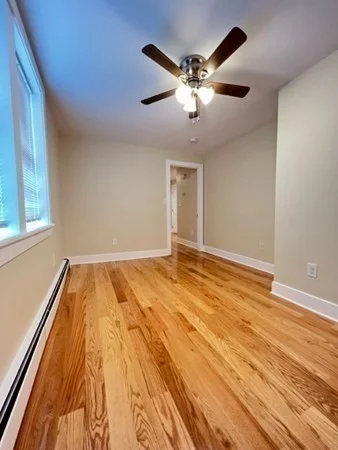 2 bed, 1 bath apartment for rent at 2 Buckingham St Unit 2, Hyde Park — photo 8 of 17