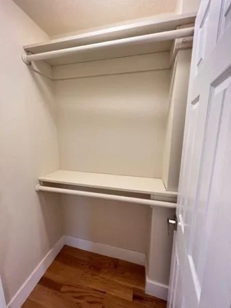 2 bed, 1 bath apartment for rent at 2 Buckingham St Unit 2, Hyde Park — photo 17 of 17