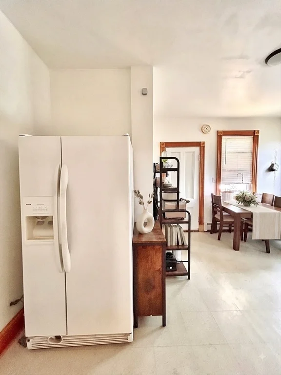 3 bed, 1 bath apartment for rent at 2 Buttonwood St Unit 2, Dorchester — photo 4 of 7