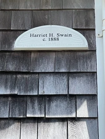 4 bed, 3 bath apartment for rent at 2 Cabot Ln, Nantucket — photo 14 of 14