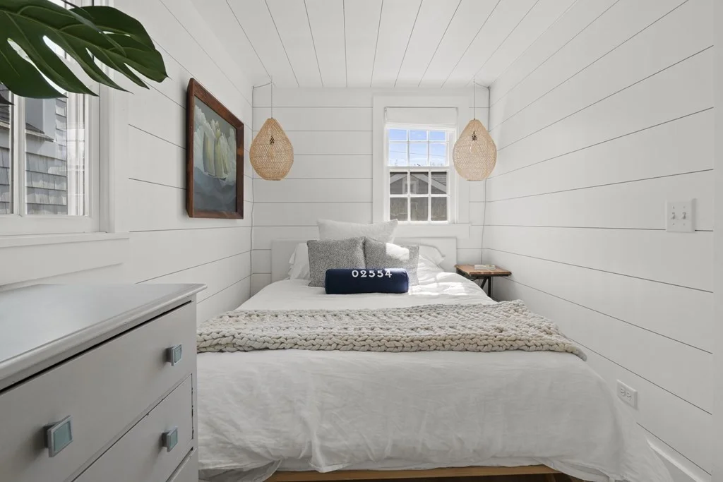 1 bed, 1 bath apartment for rent at 2 Cabot Ln Unit A, Nantucket — photo 9 of 15