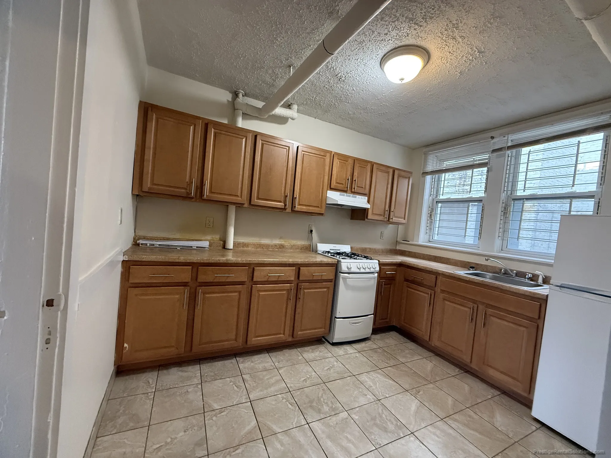 2 bed, 1 bath apartment for rent at 2 Cambridge St Unit 2, Beacon Hill — photo 5 of 16