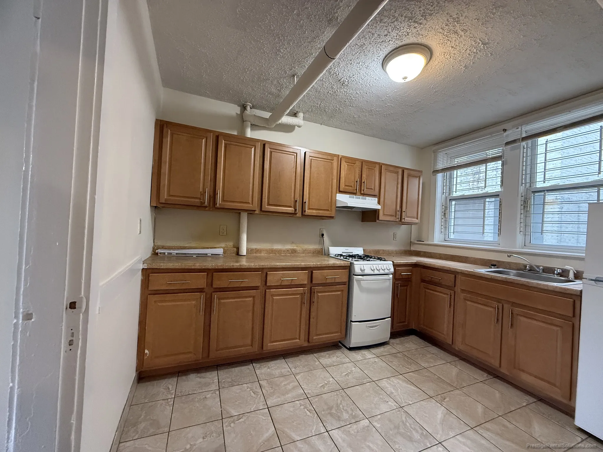 2 bed, 1 bath apartment for rent at 2 Cambridge St Unit 2, Beacon Hill — photo 6 of 16