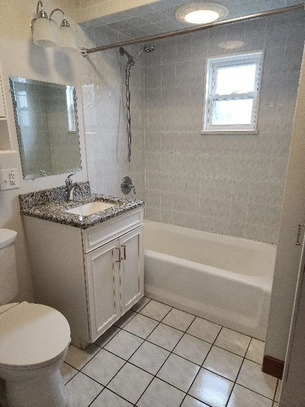 3 bed, 1 bath apartment for rent at 2 Cameron St Unit 2, Worcester — photo 6 of 11