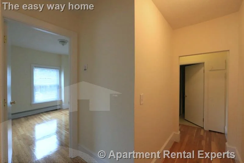 3 bed, 1 bath apartment for rent at 2 Central St Unit 1, Spring Hill — photo 6 of 20