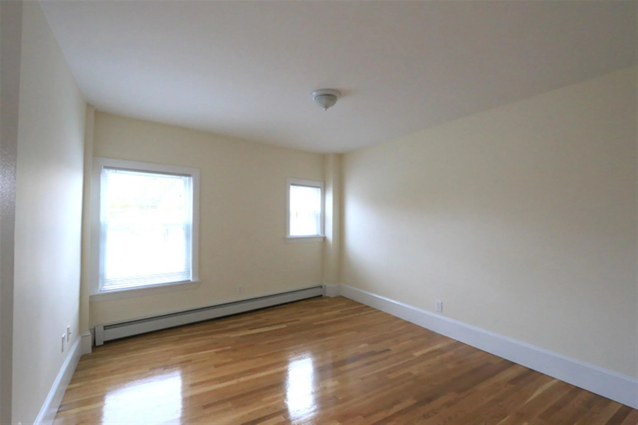 3 bed, 1.5 bath apartment for rent at 2 Central St Unit 1, Spring Hill — photo 8 of 19