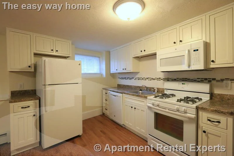 3 bed, 1 bath apartment for rent at 2 Central St Unit 1, Spring Hill — photo 18 of 20